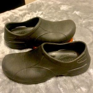 Unisex TredSafe nonslip shoes